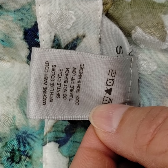 Multiples women's size 1X green navy swiss dot sheer long sleeve button down - Picture 11 of 14